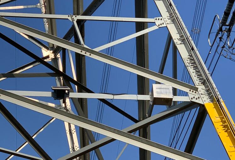 輸電線路導線溫度在線監(jiān)測裝置 為老舊線路增容保駕護航 輸電線路導線溫度在線監(jiān)測裝置 為老舊線路增容保駕護航